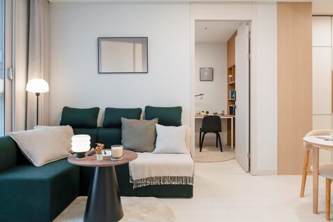 Studio Premier 2BR